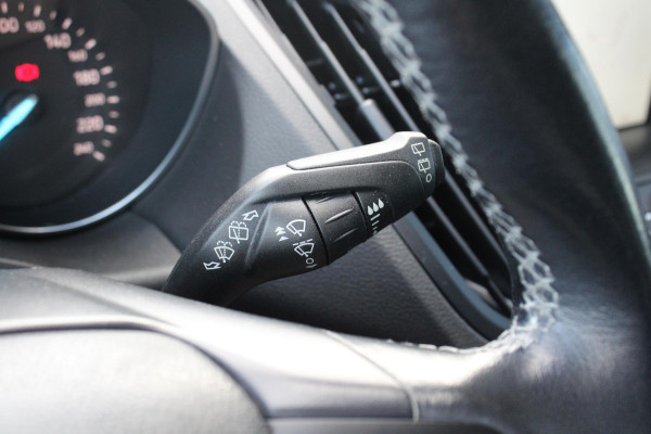 Ford Kuga 1.5 EcoBoost ST Line | Trekhaak 1800KG | Climate Control | Navigatie | Camera | Cruise Control |