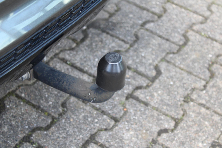 Ford Kuga 1.5 EcoBoost ST Line | Trekhaak 1800KG | Climate Control | Navigatie | Camera | Cruise Control |