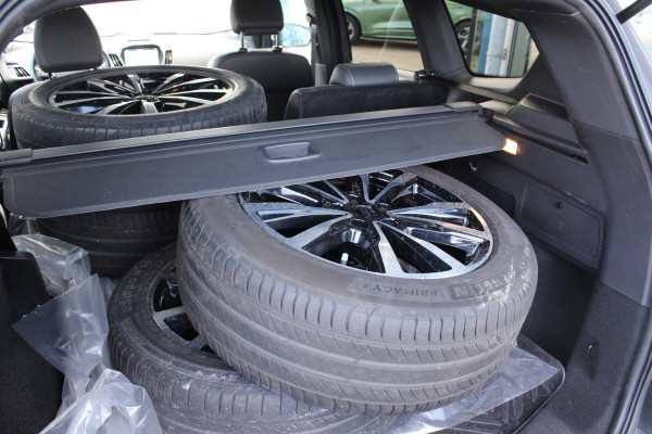 Ford Kuga 1.5 EcoBoost ST Line | Trekhaak 1800KG | Climate Control | Navigatie | Camera | Cruise Control |