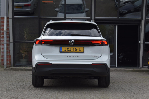 Volkswagen Tiguan 1.5 eTSI Life Edition Lane ACC Camera StuurVw