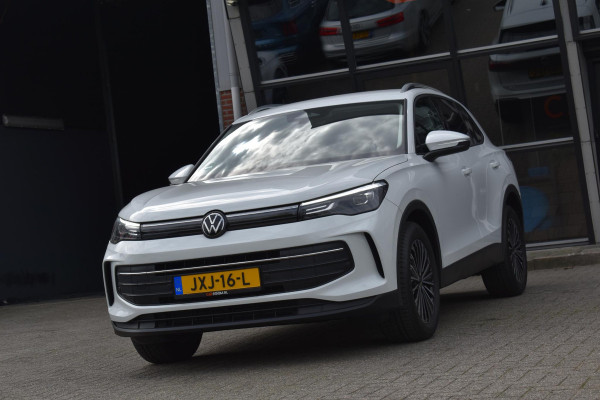 Volkswagen Tiguan 1.5 eTSI Life Edition Lane ACC Camera StuurVw