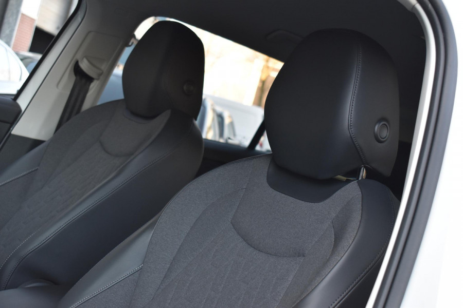 Volkswagen Tiguan 1.5 eTSI Life Edition Lane ACC Camera StuurVw