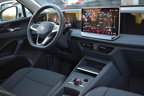 Volkswagen Tiguan 1.5 eTSI Life Edition Lane ACC Camera StuurVw