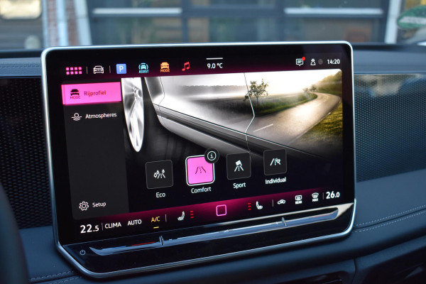 Volkswagen Tiguan 1.5 eTSI Life Edition Lane ACC Camera StuurVw