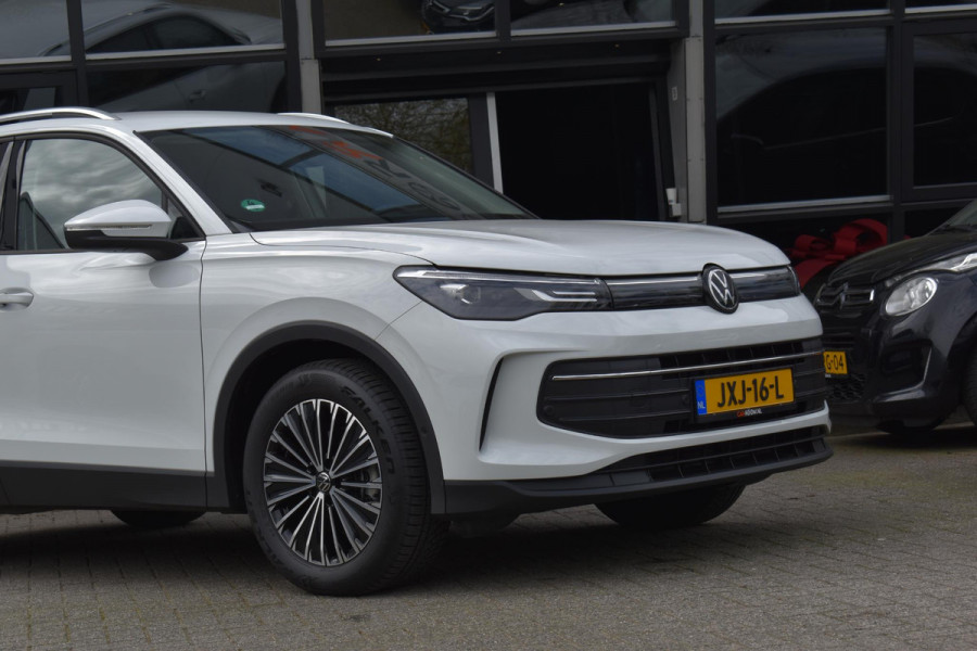 Volkswagen Tiguan 1.5 eTSI Life Edition Lane ACC Camera StuurVw