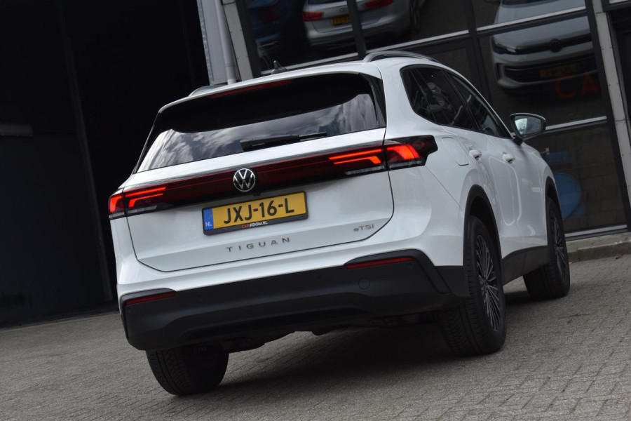 Volkswagen Tiguan 1.5 eTSI Life Edition Lane ACC Camera StuurVw