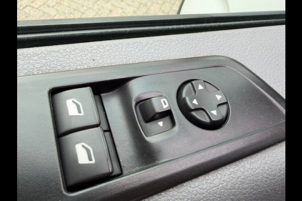 Toyota ProAce Worker 1.5 D-4D Cool Comfort AIRCO I PDC I 3-ZITS I LEDER INTERIEUR I ELEKTRISCHE RAMEN EN SPIEGELS