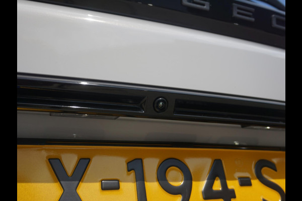 Peugeot e-2008 EV GT 54 kWh