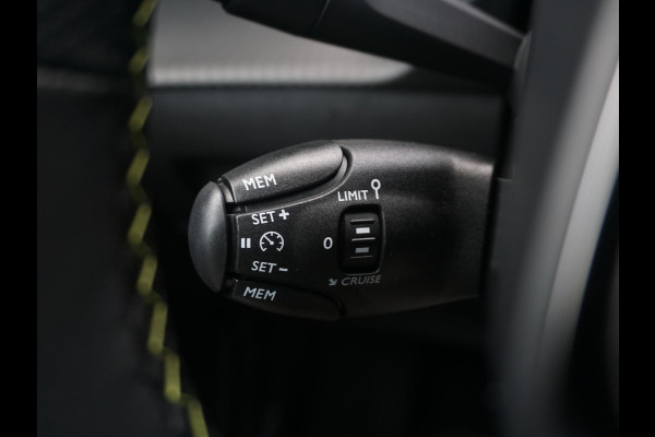 Peugeot e-2008 EV GT 54 kWh