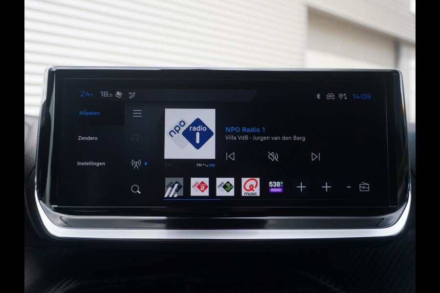 Peugeot e-2008 EV GT 54 kWh