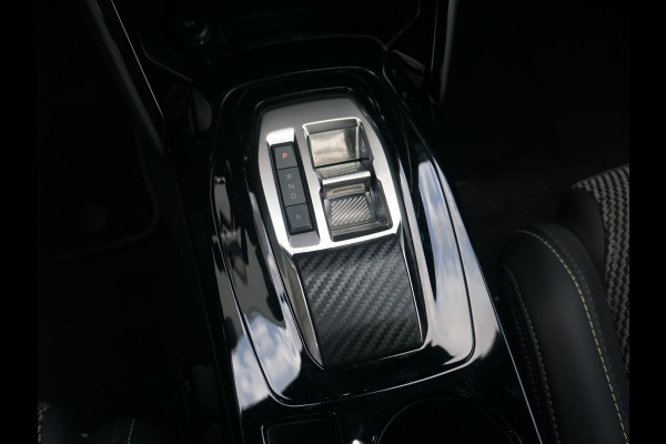 Peugeot e-2008 EV GT 54 kWh