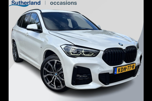 BMW X1 xDrive25e M Sport | 220 PK PHEV | Plug-in Hybride | M pakket | Trekhaak | 19 inch | Camera | Sportstoelen | Stoelverwarming | Adaptive Led | Individual dakhemel | Elektrische achterklep