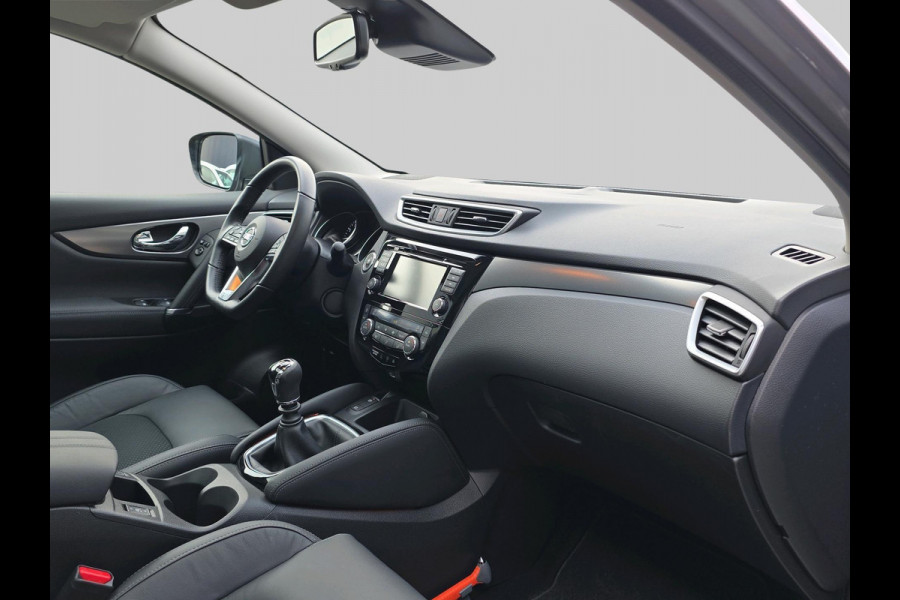 Nissan QASHQAI 1.3 DIG-T Tekna | Halfleder | 360 Camera | Stoelverwarming | Adaptive Cruisecontrol | Navigatie | Glasdak |