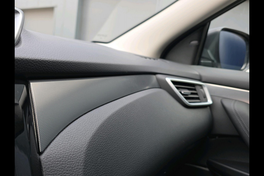 Nissan QASHQAI 1.3 DIG-T Tekna | Halfleder | 360 Camera | Stoelverwarming | Adaptive Cruisecontrol | Navigatie | Glasdak |