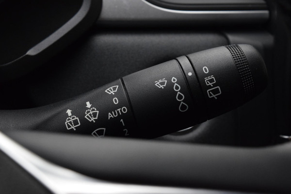 Renault Captur 1.6 E-Tech Hybrid 145 Zen