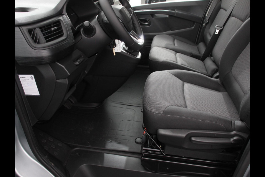 Renault Trafic 2.0 Blue dCi 150 T30 L2H1 Advance Automaat Navigatie bluetooth DAB Camera Airco Trekhaak Lichtmetalen velgen
