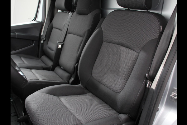 Renault Trafic 2.0 Blue dCi 150 T30 L2H1 Advance Automaat Navigatie bluetooth DAB Camera Airco Trekhaak Lichtmetalen velgen