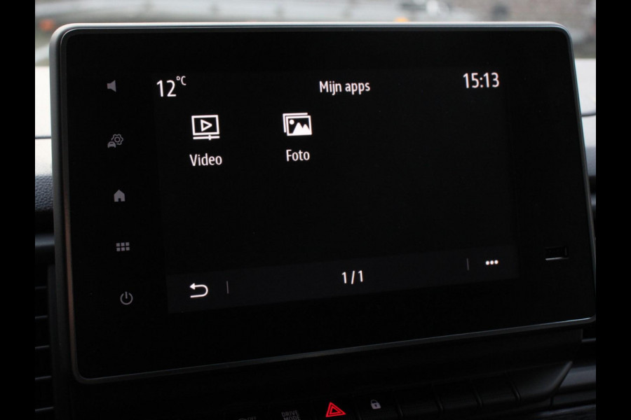 Renault Trafic 2.0 Blue dCi 150 T30 L2H1 Advance Automaat Navigatie bluetooth DAB Camera Airco Trekhaak Lichtmetalen velgen