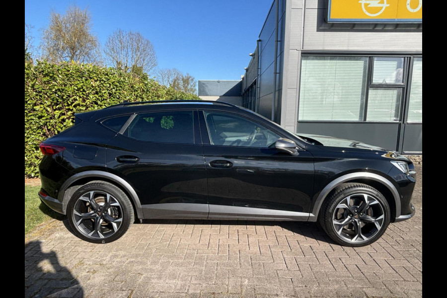 CUPRA Formentor 1.4 e-Hybrid VZ Performance | 245pk PHEV | Plug-in Hybride | Stoelverwarming | Camera | Adaptive cruise control | 19 inch
