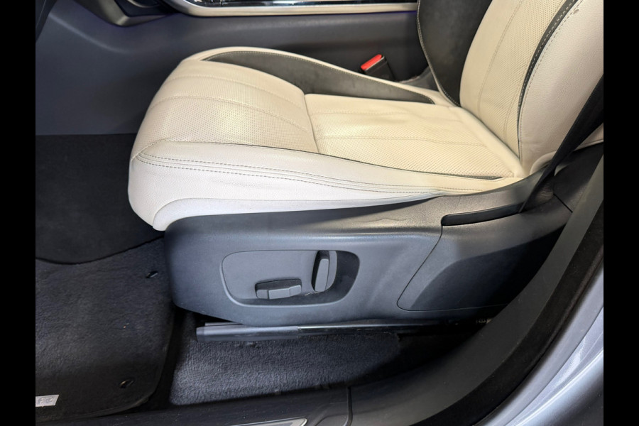 Land Rover Range Rover Velar 3.0 V6 AWD R-Dynamic SE AUT. PANORAMADAK NAVIGATIE PDC LEDER MEMORY KEYLESS-GO CAMERA