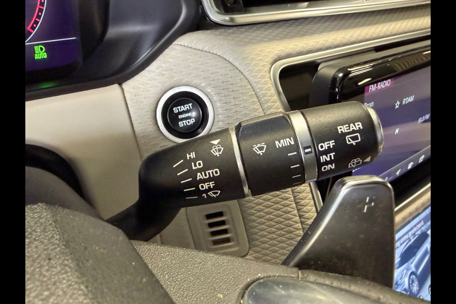 Land Rover Range Rover Velar 3.0 V6 AWD R-Dynamic SE AUT. PANORAMADAK NAVIGATIE PDC LEDER MEMORY KEYLESS-GO CAMERA