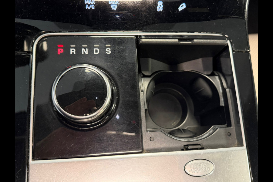 Land Rover Range Rover Velar 3.0 V6 AWD R-Dynamic SE AUT. PANORAMADAK NAVIGATIE PDC LEDER MEMORY KEYLESS-GO CAMERA