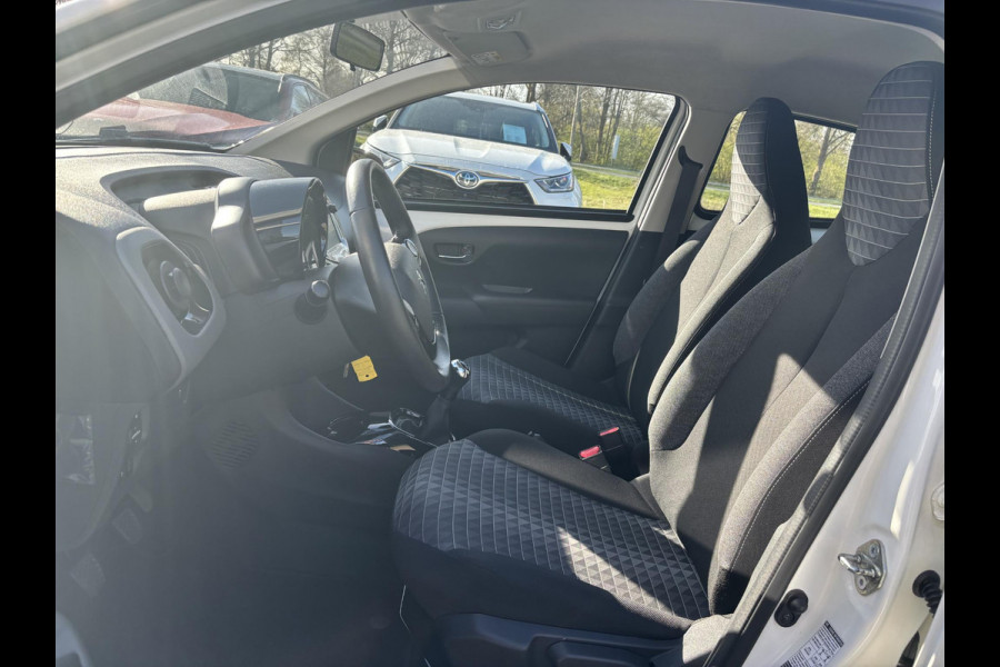 Peugeot 108 1.0 e-VTi Allure | Cruise | Airco | Lichtmetalen velgen | 5-Deurs | Multifunctioneel Stuurwiel | 46.672 KM