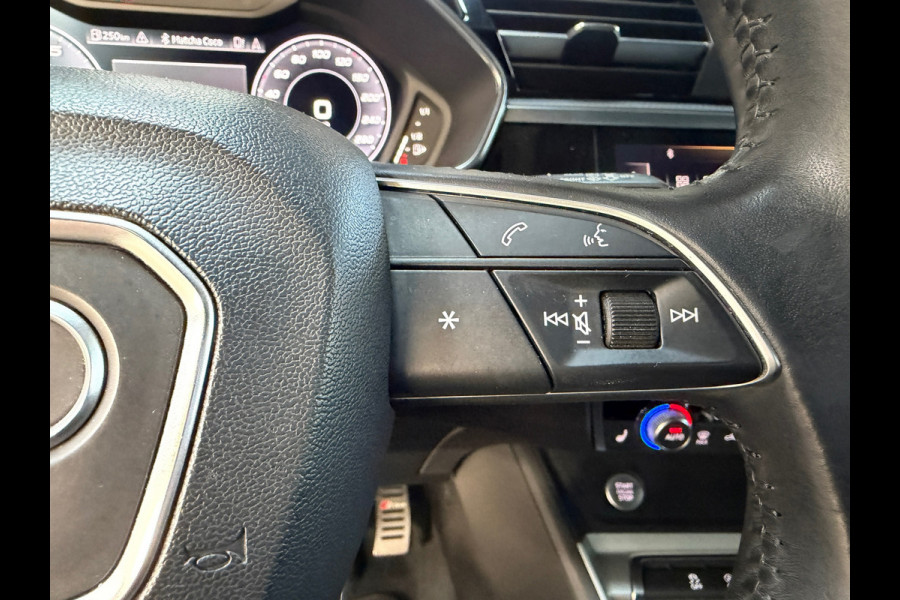 Audi Q3 35 TFSI Pro Line | S-Line | Pano | Alcantara | Virtual | Camera | Top Uitvoering