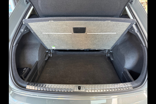 Audi Q3 35 TFSI Pro Line | S-Line | Pano | Alcantara | Virtual | Camera | Top Uitvoering