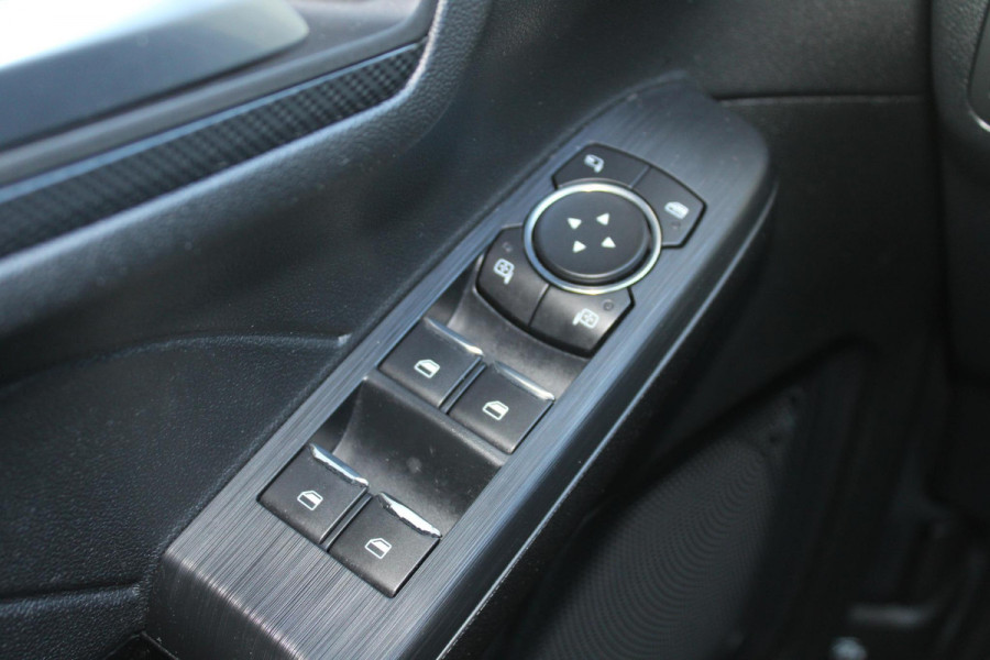 Ford Kuga 2.5 PHEV ST-Line X | Winterpack | Adaptieve Cruise Control | 19 Inch Lichtmetalen Velgen | B & O Sound | Electrische Achterklep