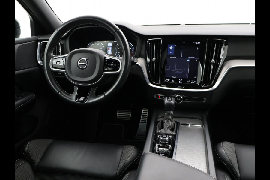 Volvo V60 2.0 T4 190 PK R-DESIGN + PANORAMADAK | WEGKL. TREKHAAK | STUURVERW. | ADAPTIVE CRUISE CONTROL