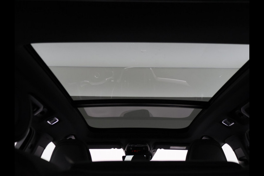 Volvo V60 2.0 T4 190 PK R-DESIGN + PANORAMADAK | WEGKL. TREKHAAK | STUURVERW. | ADAPTIVE CRUISE CONTROL