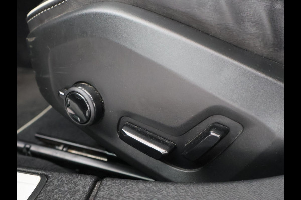 Volvo V60 2.0 T4 190 PK R-DESIGN + PANORAMADAK | WEGKL. TREKHAAK | STUURVERW. | ADAPTIVE CRUISE CONTROL