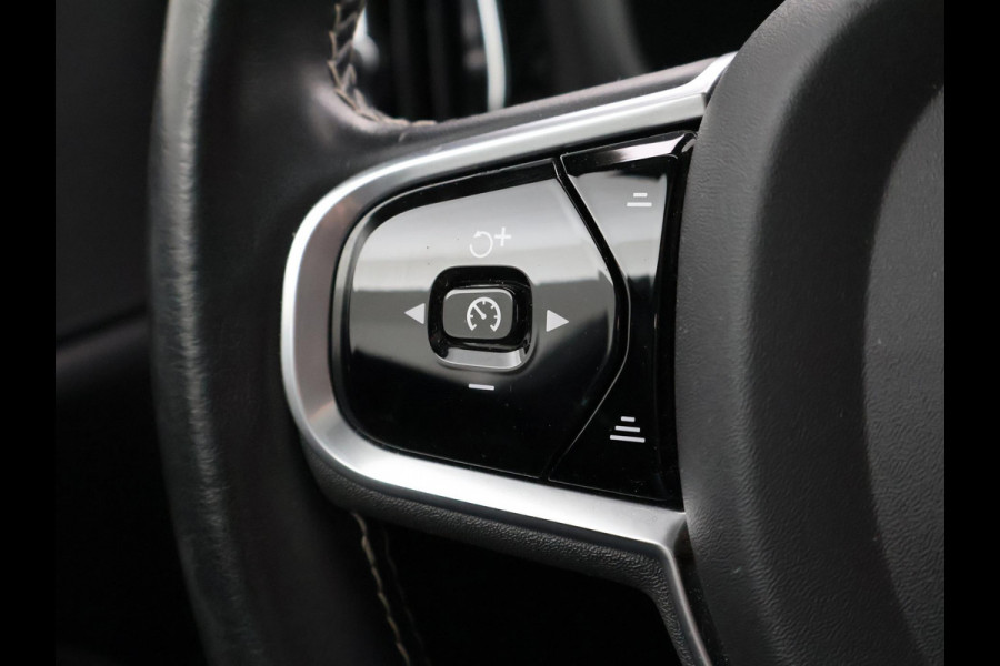 Volvo V60 2.0 T4 190 PK R-DESIGN + PANORAMADAK | WEGKL. TREKHAAK | STUURVERW. | ADAPTIVE CRUISE CONTROL