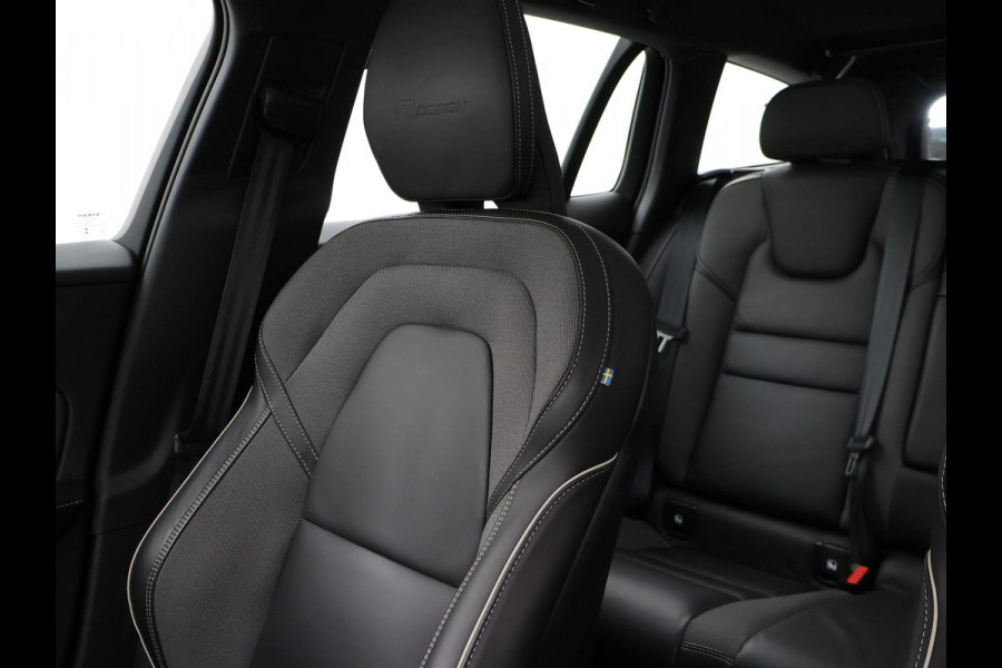 Volvo V60 2.0 T4 190 PK R-DESIGN + PANORAMADAK | WEGKL. TREKHAAK | STUURVERW. | ADAPTIVE CRUISE CONTROL