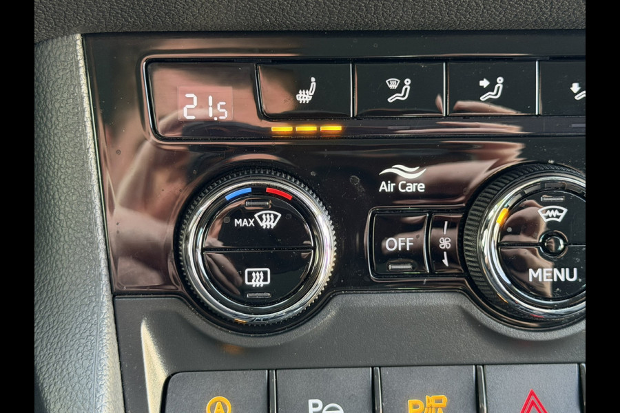 Škoda Karoq 1.5 TSI ACT Automaat Digital dash Carplay 360 Camera Cruise Navigatie Stoel-Stuur Verwarming Elek-A klep