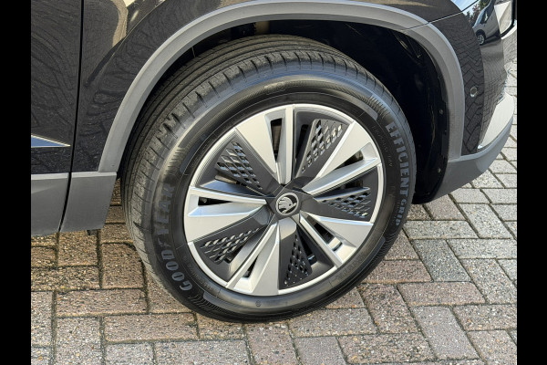 Škoda Karoq 1.5 TSI ACT Automaat Digital dash Carplay 360 Camera Cruise Navigatie Stoel-Stuur Verwarming Elek-A klep