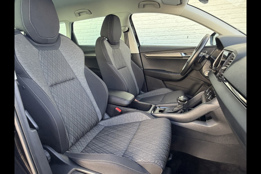 Škoda Karoq 1.5 TSI ACT Automaat Digital dash Carplay 360 Camera Cruise Navigatie Stoel-Stuur Verwarming Elek-A klep