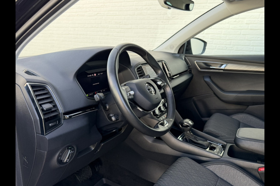 Škoda Karoq 1.5 TSI ACT Automaat Digital dash Carplay 360 Camera Cruise Navigatie Stoel-Stuur Verwarming Elek-A klep