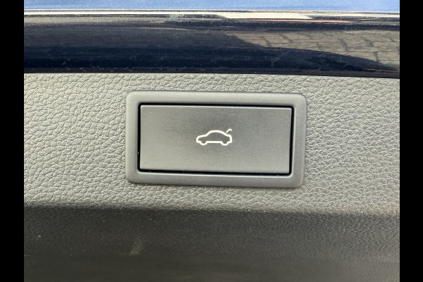 Škoda Karoq 1.5 TSI ACT Automaat Digital dash Carplay 360 Camera Cruise Navigatie Stoel-Stuur Verwarming Elek-A klep