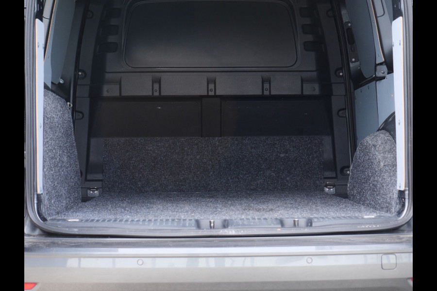 Volkswagen Caddy Cargo 2.0 TDI CUSTOM/DSG/LANE/VIRTUAL/CAMERA