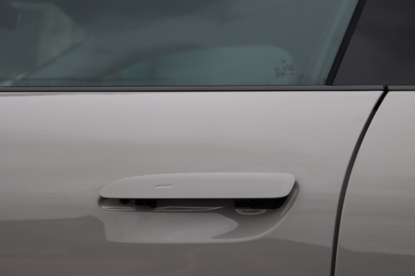 Porsche Taycan Sport Turismo 79 kWh | Achterasbesturing | Luchtvering | Sport-Chrono | ACC | Panoramadak | 18-wegs | BOSE |  Memory | Surround Camera | Verwarmd Stuurwiel |