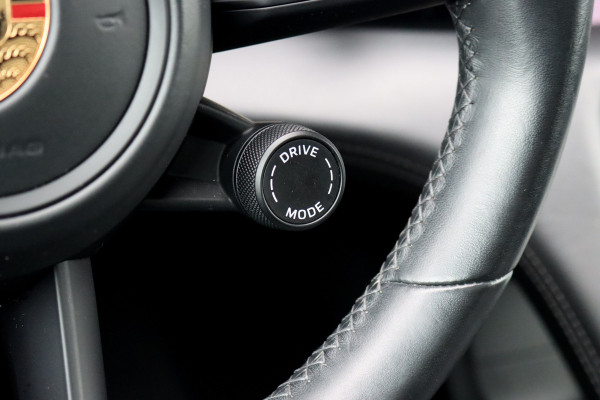 Porsche Taycan Sport Turismo 79 kWh | Achterasbesturing | Luchtvering | Sport-Chrono | ACC | Panoramadak | 18-wegs | BOSE |  Memory | Surround Camera | Verwarmd Stuurwiel |