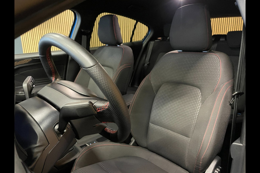 Ford Focus 1.0 EcoBoost Hybrid ST Line||CARPLAY/ANDROID|STOEL+STUURVERW|CAMERA|CLIMATE+CRUISE CONTROL|NAVIGATIE|1e EIG|NL-AUTO|NAP
