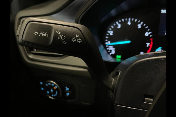 Ford Focus 1.0 EcoBoost Hybrid ST Line||CARPLAY/ANDROID|STOEL+STUURVERW|CAMERA|CLIMATE+CRUISE CONTROL|NAVIGATIE|1e EIG|NL-AUTO|NAP