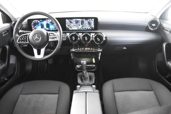 Mercedes-Benz A-Klasse 180 *1ste Eigenaar*Widescreen*Stoelverwarming*Navigatie*