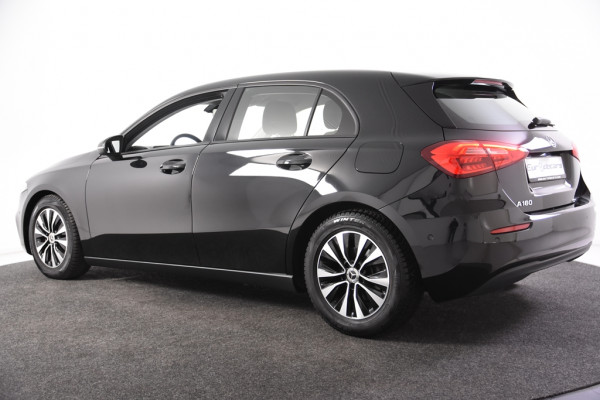 Mercedes-Benz A-Klasse 180 *1ste Eigenaar*Widescreen*Stoelverwarming*Navigatie*