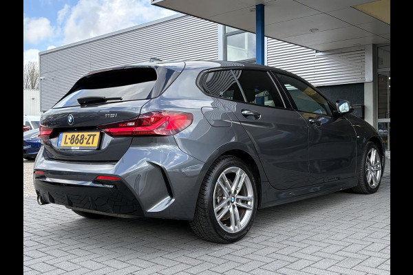 BMW 1-serie 118i Business Edition Plus 136pk Automaat | M Pakket | Navi | Stoelverwarming | PDC |