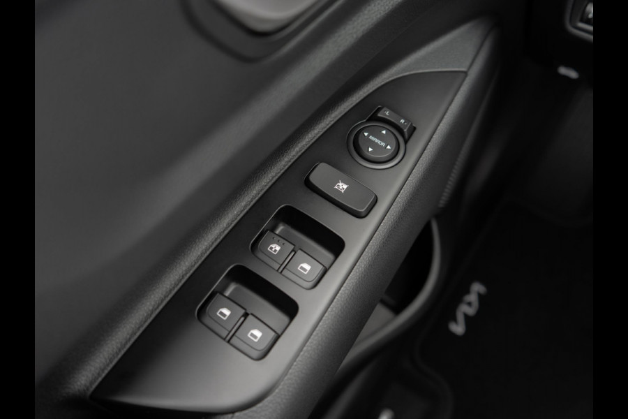 Kia Stonic 1.0 T-GDi MHEV DynamicLine | OP VOORRAAD | Stoel en stuurverwarming | Navi | Airco |