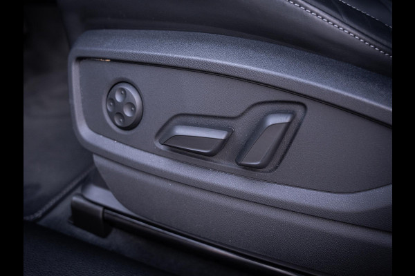 Audi Q5 55 TFSI e quattro Competition S-Line l RS Seats l HUD l Pano l B&O